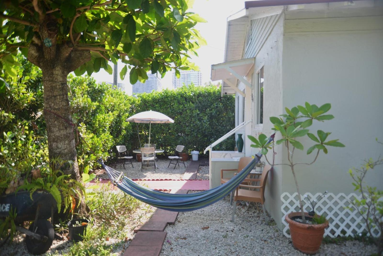Beach Vibes 2 Bedrooms House Miami Exterior photo
